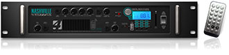 Sistema integrado de amplificador com MP3 player, entrada de microfone, entrada USB, radio AM/FM, saída de linha de 70V e muito mais.